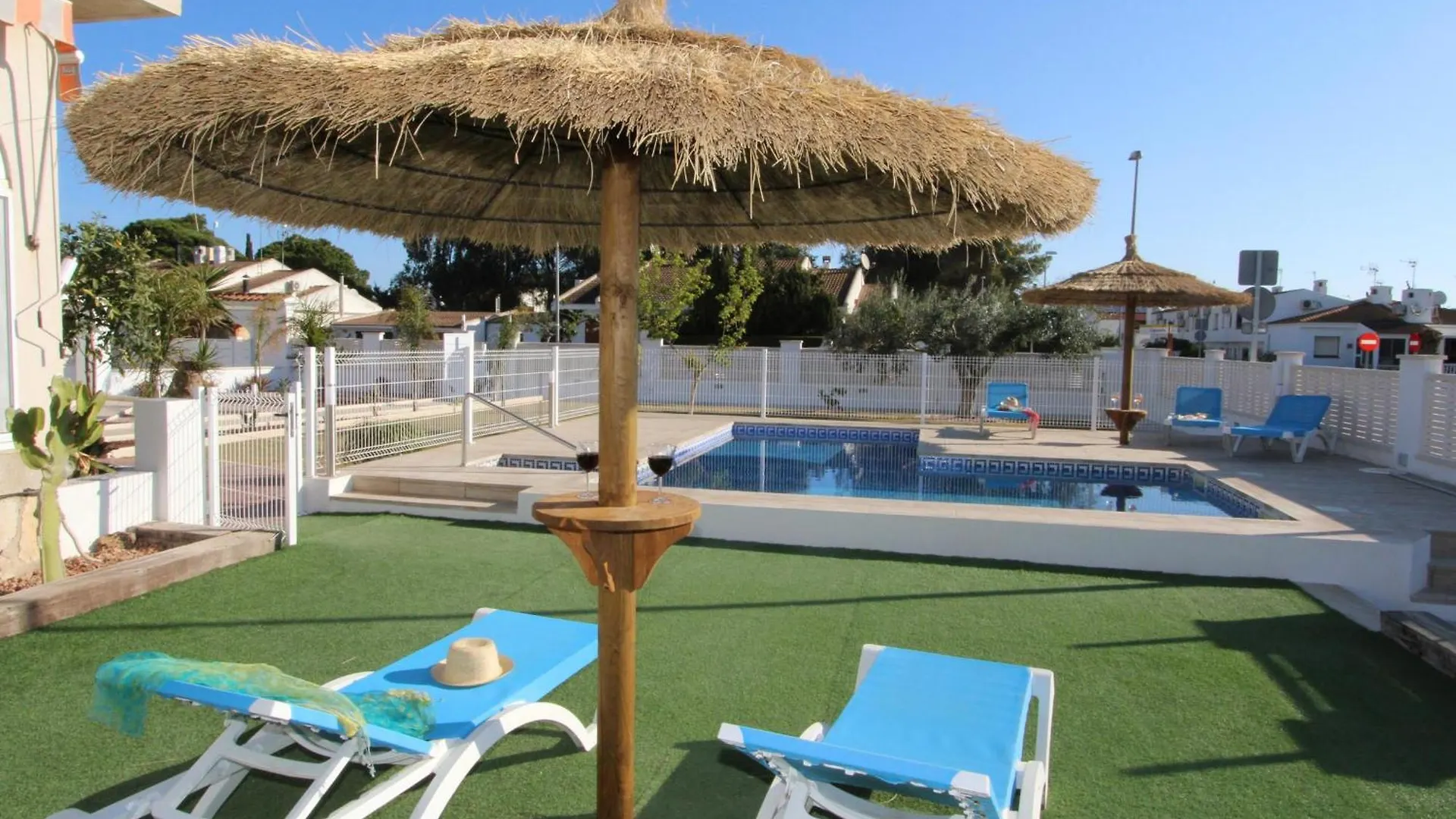 Casa Con Piscina Privada Cerca Del Mar, Mascotas Bienvenidas, Wifi Gratis, Playa Para Perros - Es-184-39 Riumar 0*,