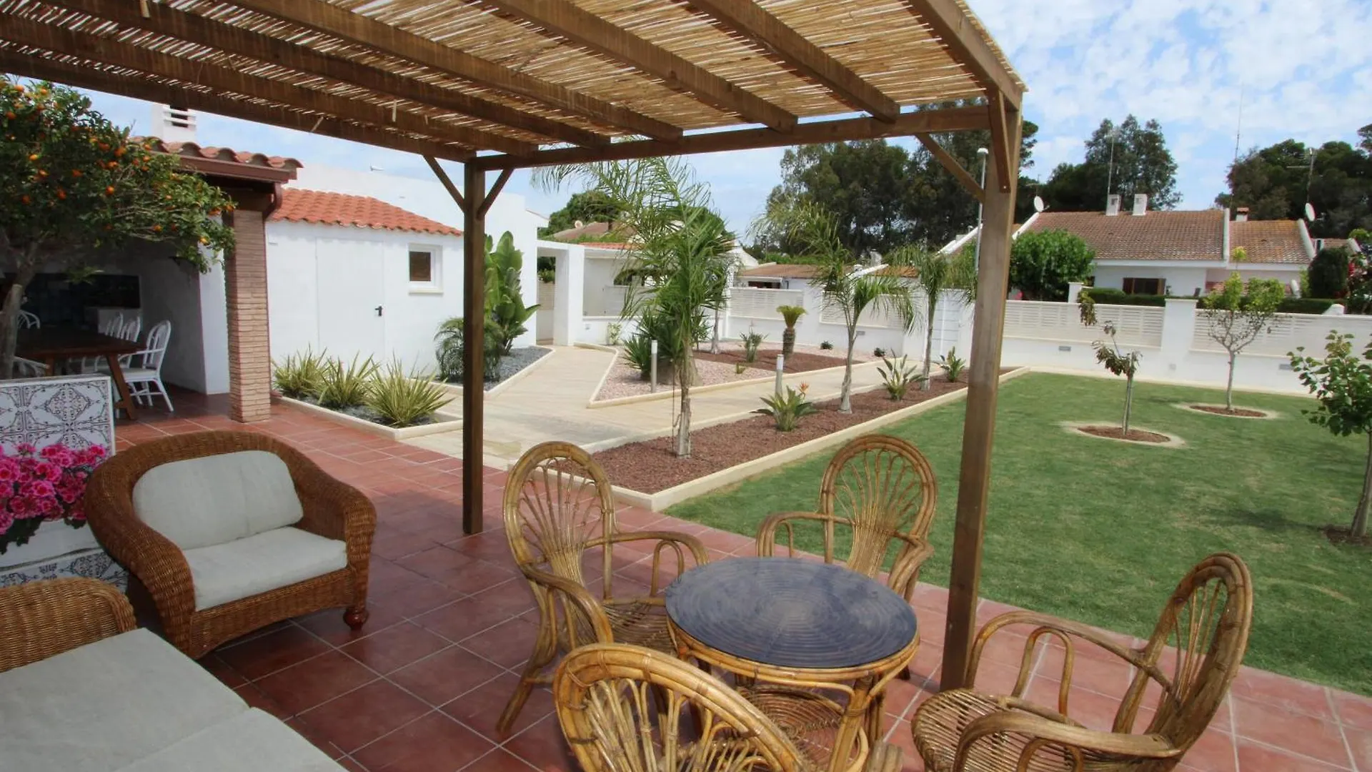 Holiday home Casa Con Piscina Privada Cerca Del Mar, Mascotas Bienvenidas, Wifi Gratis, Playa Para Perros - Es-184-39 Riumar Spain